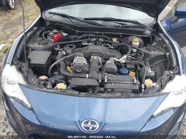 JF1ZNAA11F9700724 Scion FR-S