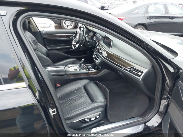 BMW 750i Xdrive 2016 WBA7F2C58GG415825 Image 5
