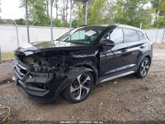 KM8J3CA2XHU565093 Hyundai Tucson Value