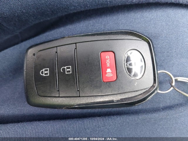 Toyota PRIUS XLE 2023 JTDACAAU3P3003583 Image 11