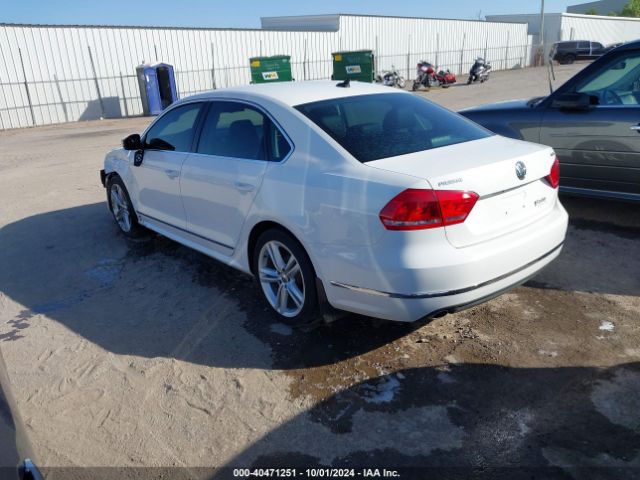 1VWCV7A3XFC044513 Volkswagen Passat 2.0l Tdi Sel Premium