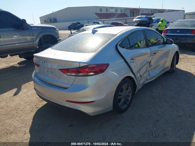 Hyundai ELANTRA SE 2017 5NPD84LFXHH025200 Image 4