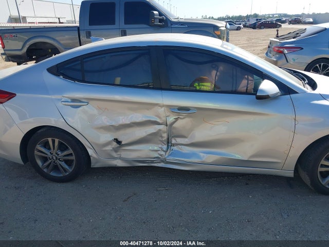 Hyundai ELANTRA SE 2017 5NPD84LFXHH025200 Image 6