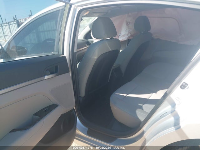 Hyundai ELANTRA SE 2017 5NPD84LFXHH025200 Image 8