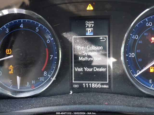 Toyota COROLLA SE 2017 5YFBURHE3HP605715 Image 16