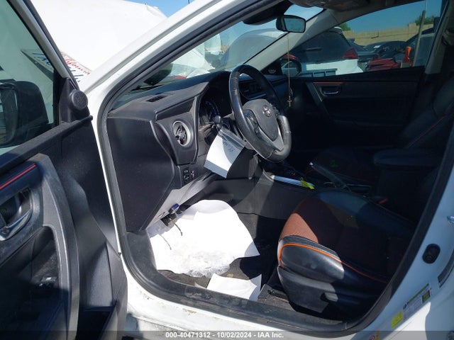 5YFBURHE3HP605715 Toyota COROLLA SE