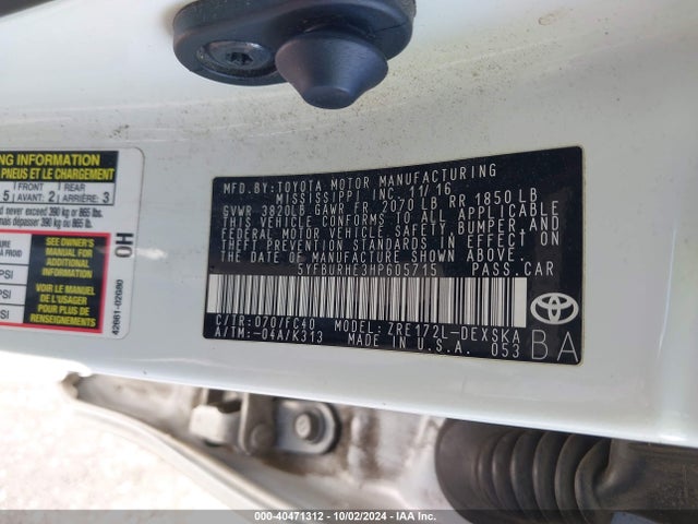 5YFBURHE3HP605715 Toyota COROLLA SE