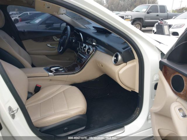 55SWF4JB1FU059289 Mercedes-Benz C 300 Luxury/sport