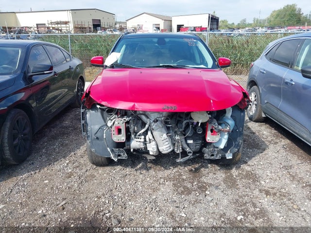 3C4NJCBB8JT300358 Jeep Compass Altitude Fwd
