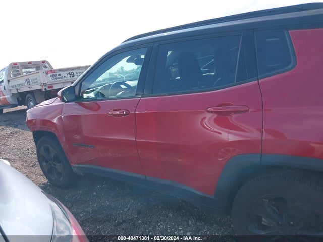 3C4NJCBB8JT300358 Jeep Compass Altitude Fwd