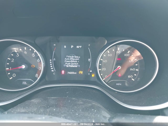 3C4NJCBB8JT300358 Jeep Compass Altitude Fwd