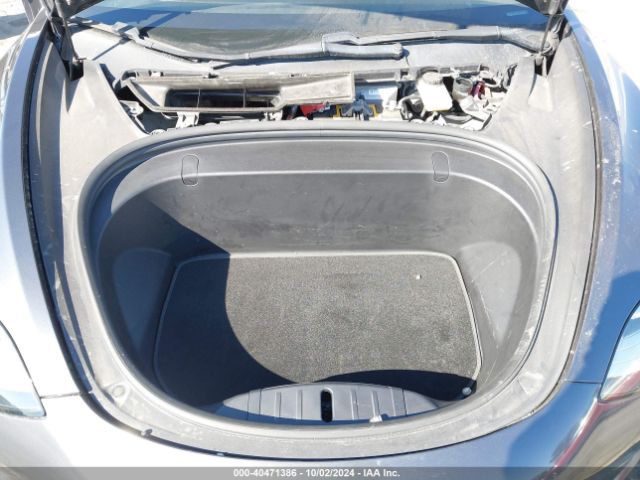 5YJ3E1EA0JF045481 Tesla Model 3 Long Range/mid Range