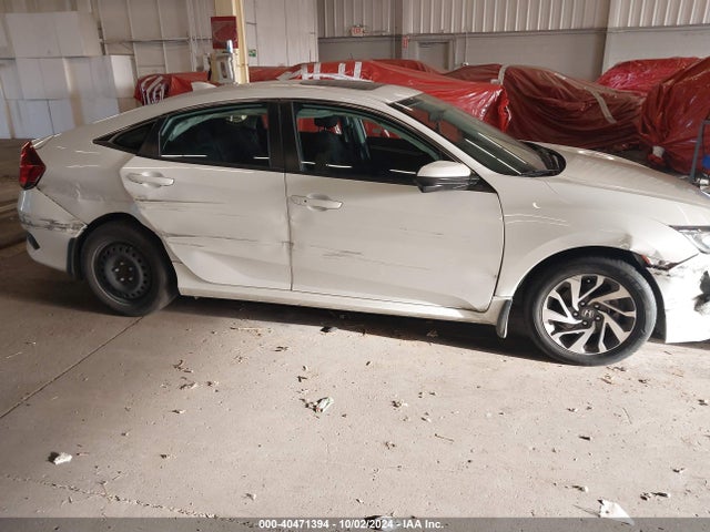 Honda CIVIC EX 2017 2HGFC2F79HH527495 Image 13