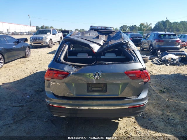 3VV3B7AX4JM171295 Volkswagen Tiguan 2.0t Se/2.0t Sel