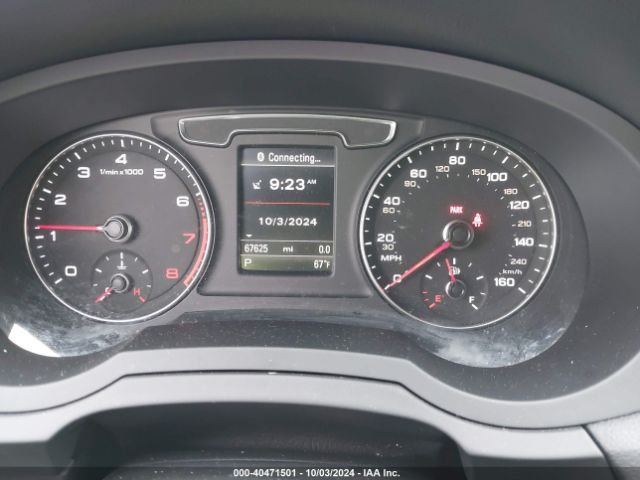 WA1JCCFS1HR009507 Audi Q3 2.0t Premium
