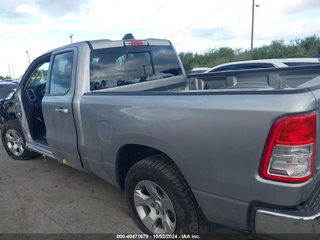 1C6SRFBT1LN164834 RAM 1500 Big Horn  4x4 6'4 Box
