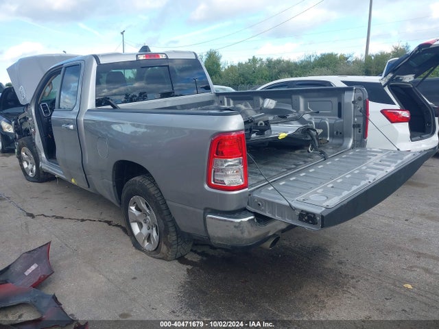 1C6SRFBT1LN164834 RAM 1500 Big Horn  4x4 6'4 Box