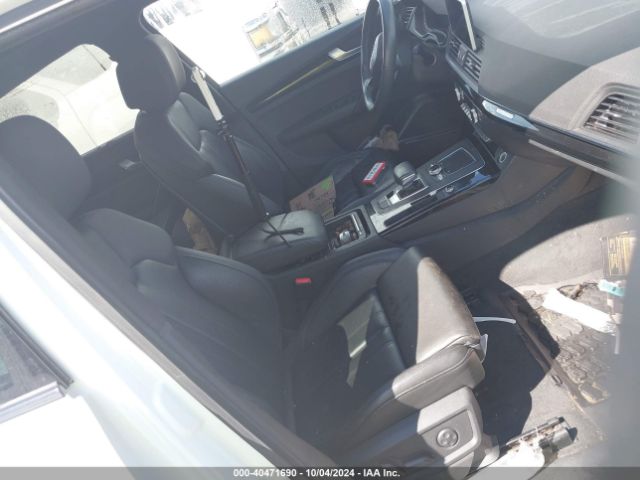 WA1FNAFY6K2142255 Audi Q5 45 Premium