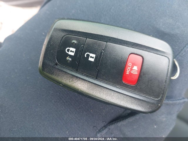 Toyota PRIUS XLE 2022 JTDKAMFU4N3174618 Image 11