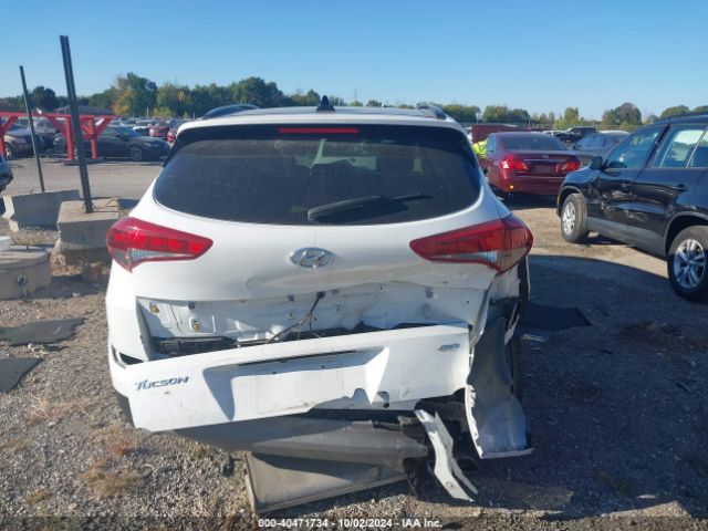 KM8J3CA20JU646321 Hyundai Tucson Value