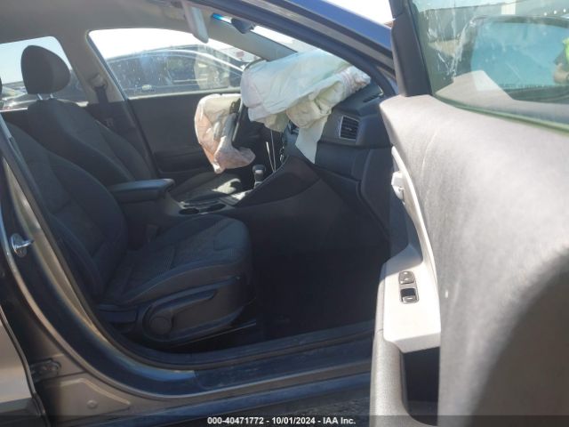 KNDCB3LC1J5170161 KIA NIRO LX
