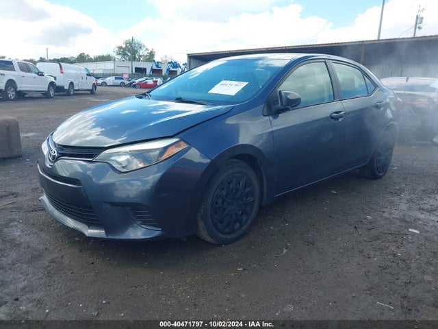 Toyota COROLLA LE 2015 5YFBURHE8FP288950 Image 2