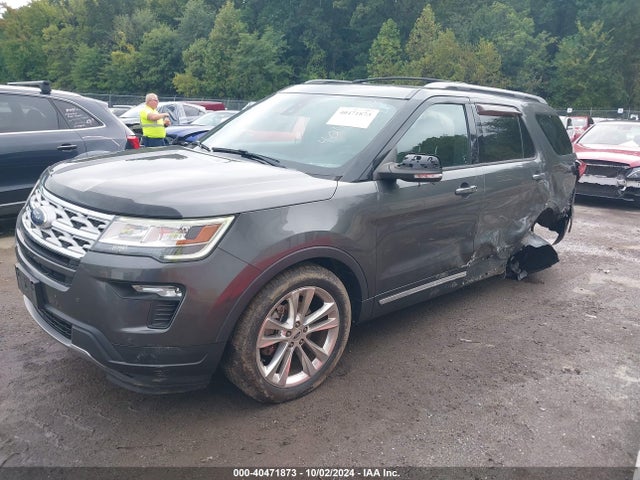 Ford EXPLORER XLT 2018 1FM5K8D83JGC91144 Image 2