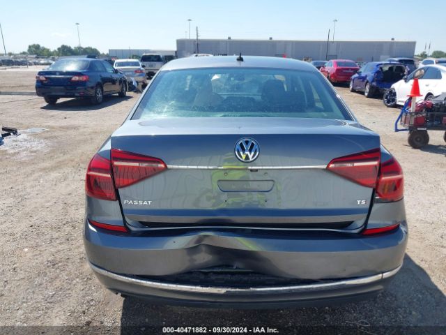 1VWAT7A3XHC013245 Volkswagen Passat 1.8t S