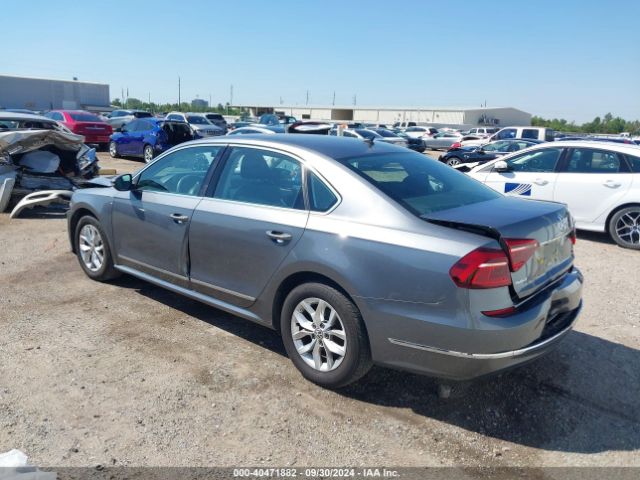 1VWAT7A3XHC013245 Volkswagen Passat 1.8t S