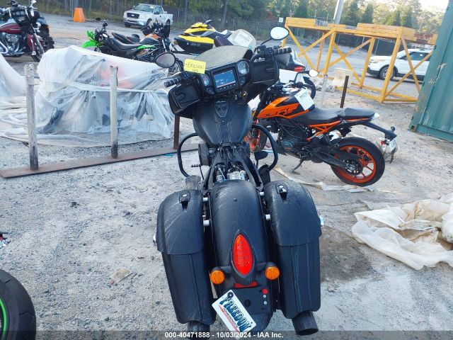2018 INDIAN MOTORCYCLE CO. CHIEFTAIN 56KTCDAA4J3361213 Photo 5