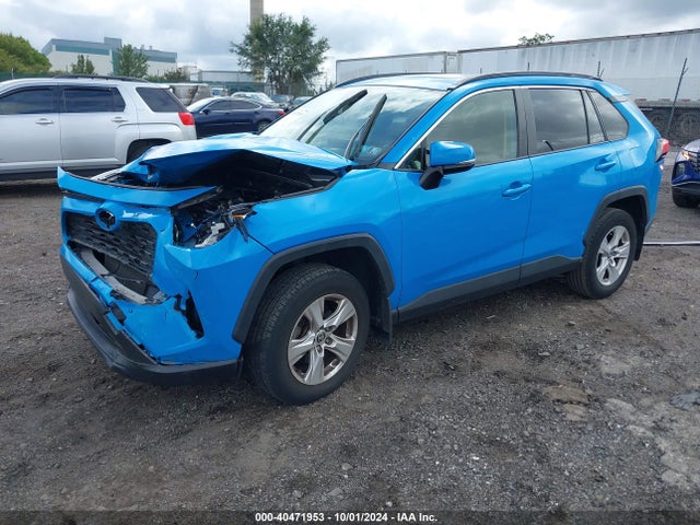 Toyota Rav4 Xle 2020 JTMP1RFV6LJ029150 Image 2