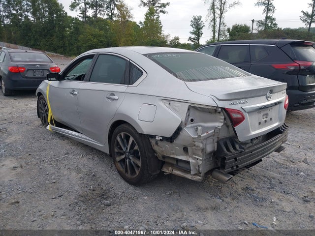 1N4BL3AP0HC140790 Nissan Altima 3.5 Sr