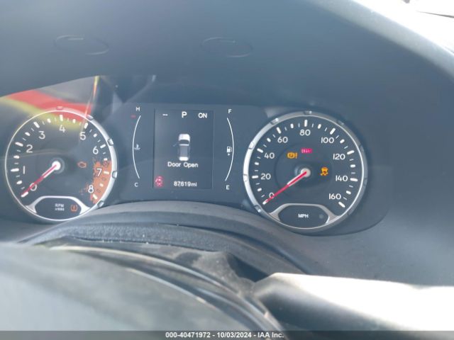ZACCJABBXJPJ20959 Jeep Renegade Latitude Fwd