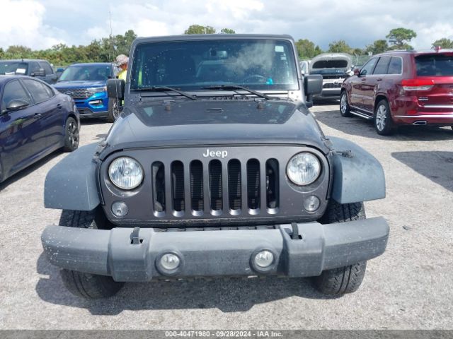 1C4BJWDG7JL806465 Jeep Wrangler Jk Unlimited Sport S 4x4