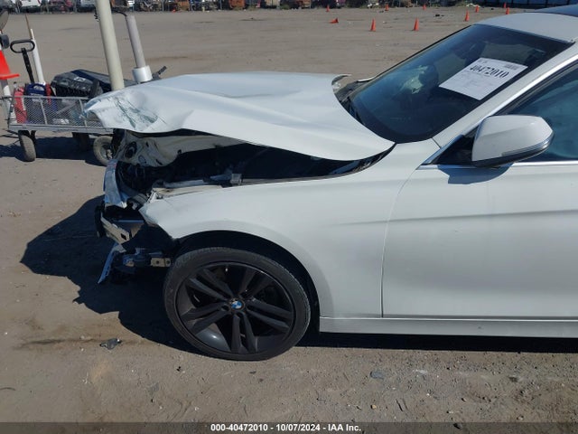 WBA8B9G54JNU96733 BMW 330I