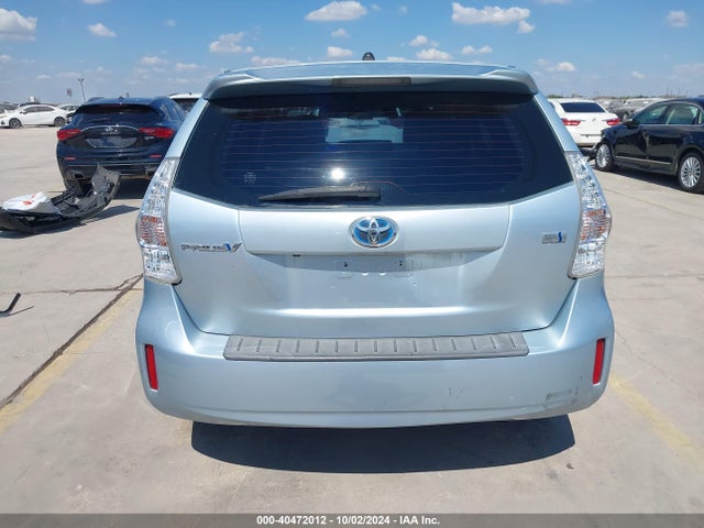 Toyota Prius V Two 2014 JTDZN3EU6EJ006487 Image 16