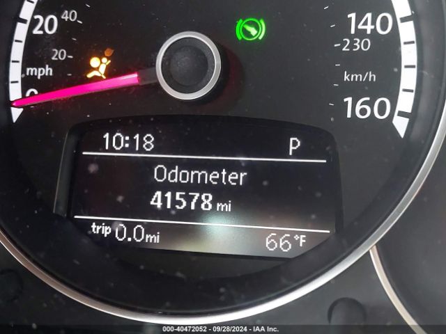 3VW517AT0FM802426 Volkswagen Beetle 1.8t
