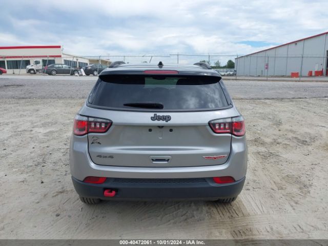 3C4NJDDB2LT127085 Jeep Compass Trailhawk 4x4