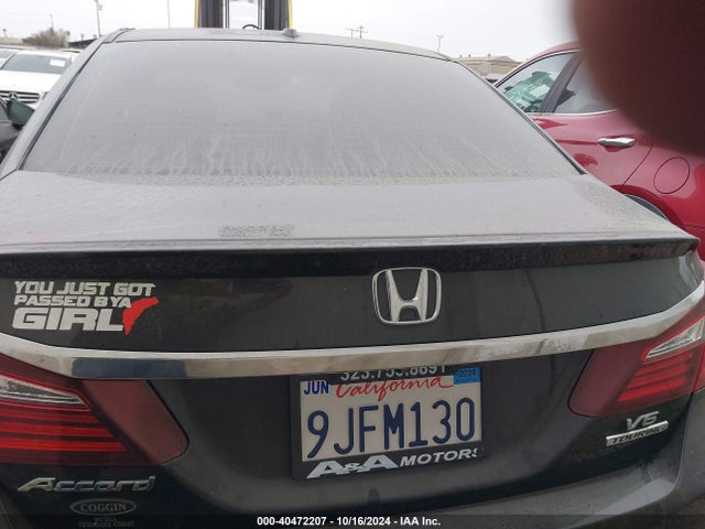 Honda Accord Touring 2016 1HGCR3F99GA016942 Image 17