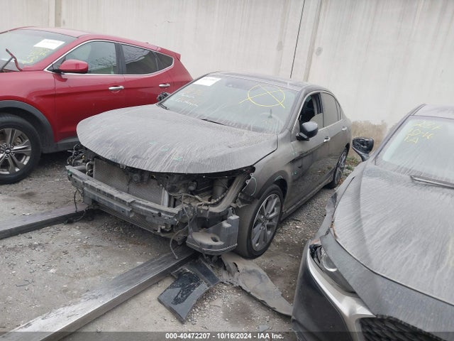 Honda Accord Touring 2016 1HGCR3F99GA016942 Image 2