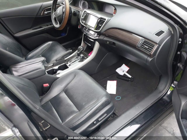 Honda Accord Touring 2016 1HGCR3F99GA016942 Image 5