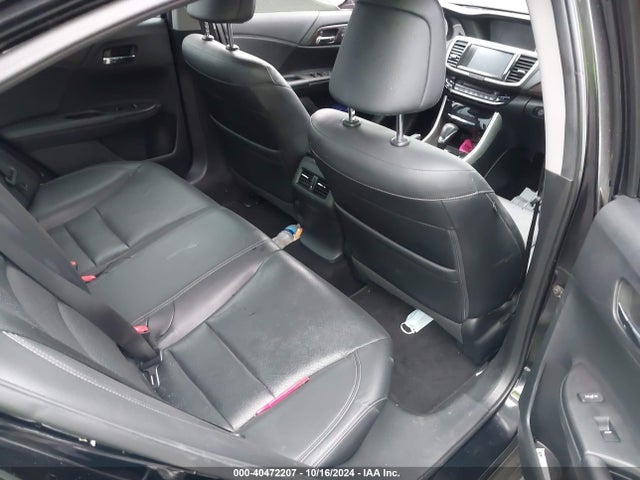 Honda Accord Touring 2016 1HGCR3F99GA016942 Image 8