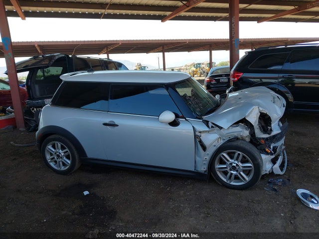 Продажа на аукционе авто 2011 Mini Cooper S, vin: WMWSV3C59BTY12009, номер лота: 40472244