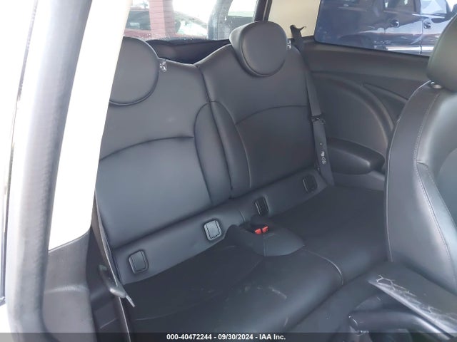 Продажа на аукционе авто 2011 Mini Cooper S, vin: WMWSV3C59BTY12009, номер лота: 40472244