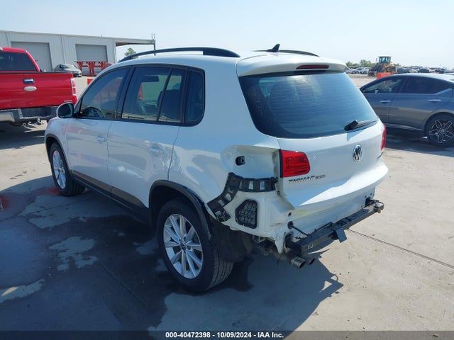 WVGBV7AX2HK044821 Volkswagen Tiguan 2.0t/s