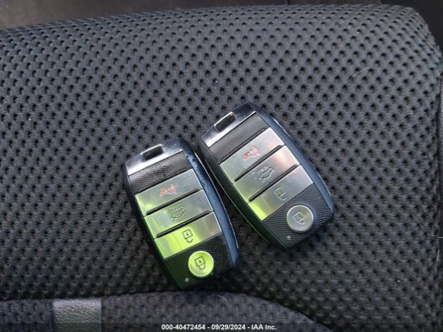 5XXGT4L38KG313379 KIA Optima S