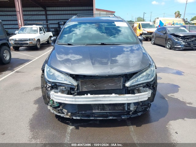 Chrysler Pacifica Hybrid Touring L 2019 2C4RC1L77KR584743 Image 13