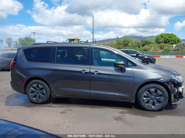 Chrysler Pacifica Hybrid Touring L 2019 2C4RC1L77KR584743 Image 14