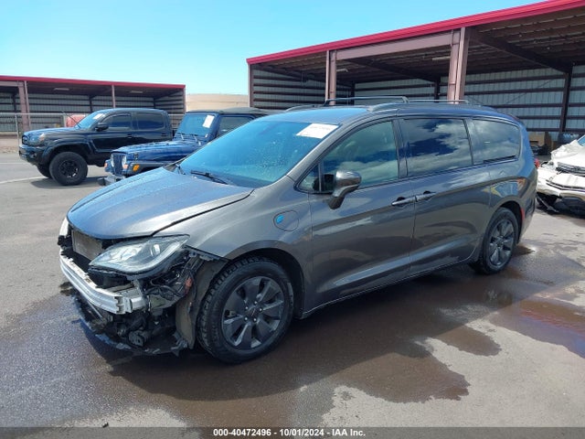 Chrysler Pacifica Hybrid Touring L 2019 2C4RC1L77KR584743 Image 2