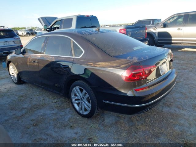 1VWBA7A31JC005776 Volkswagen Passat 2.0t Se